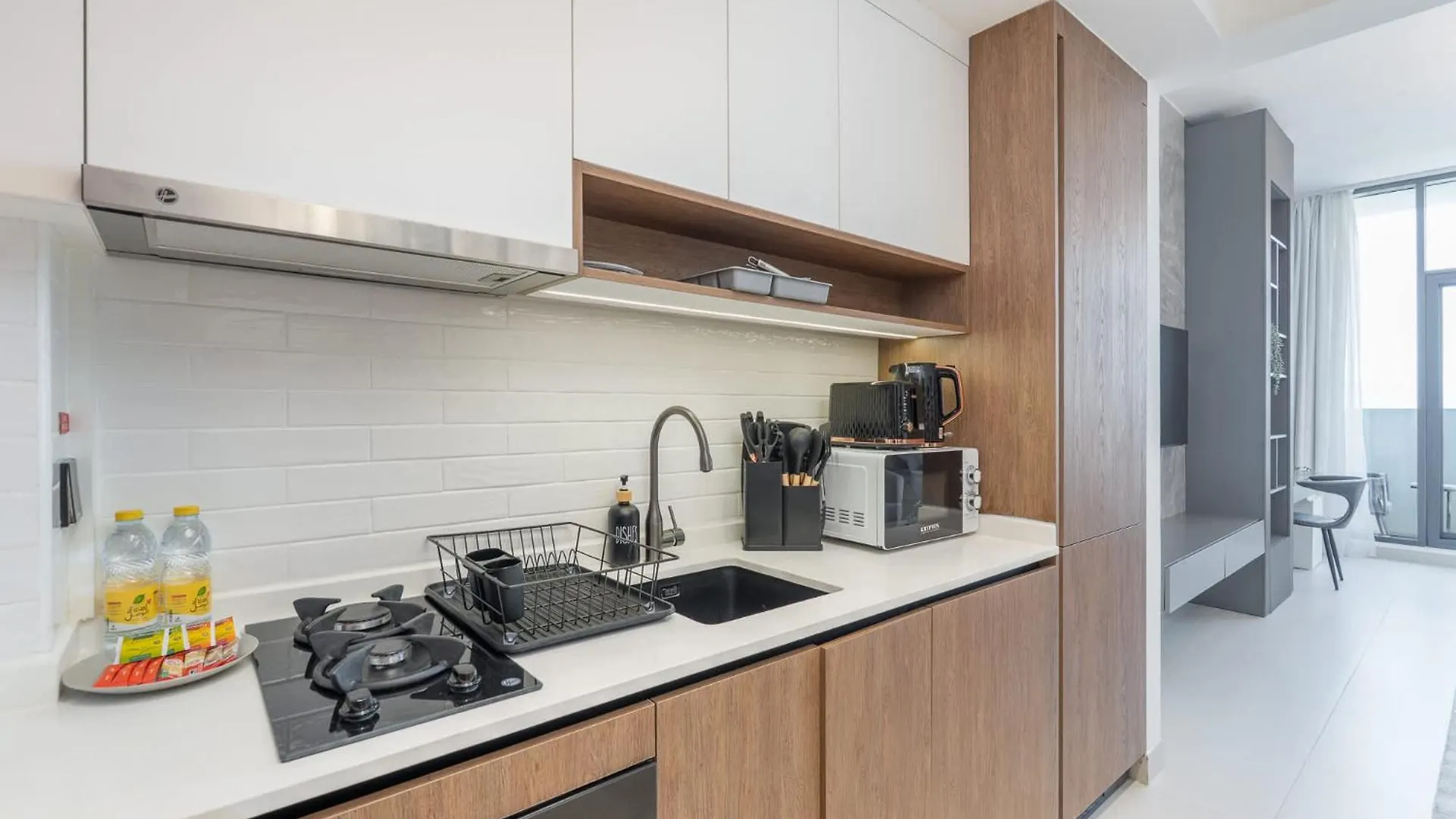 Modern Studio Retreat In Al Furjan - Sleeps 2! Dubai