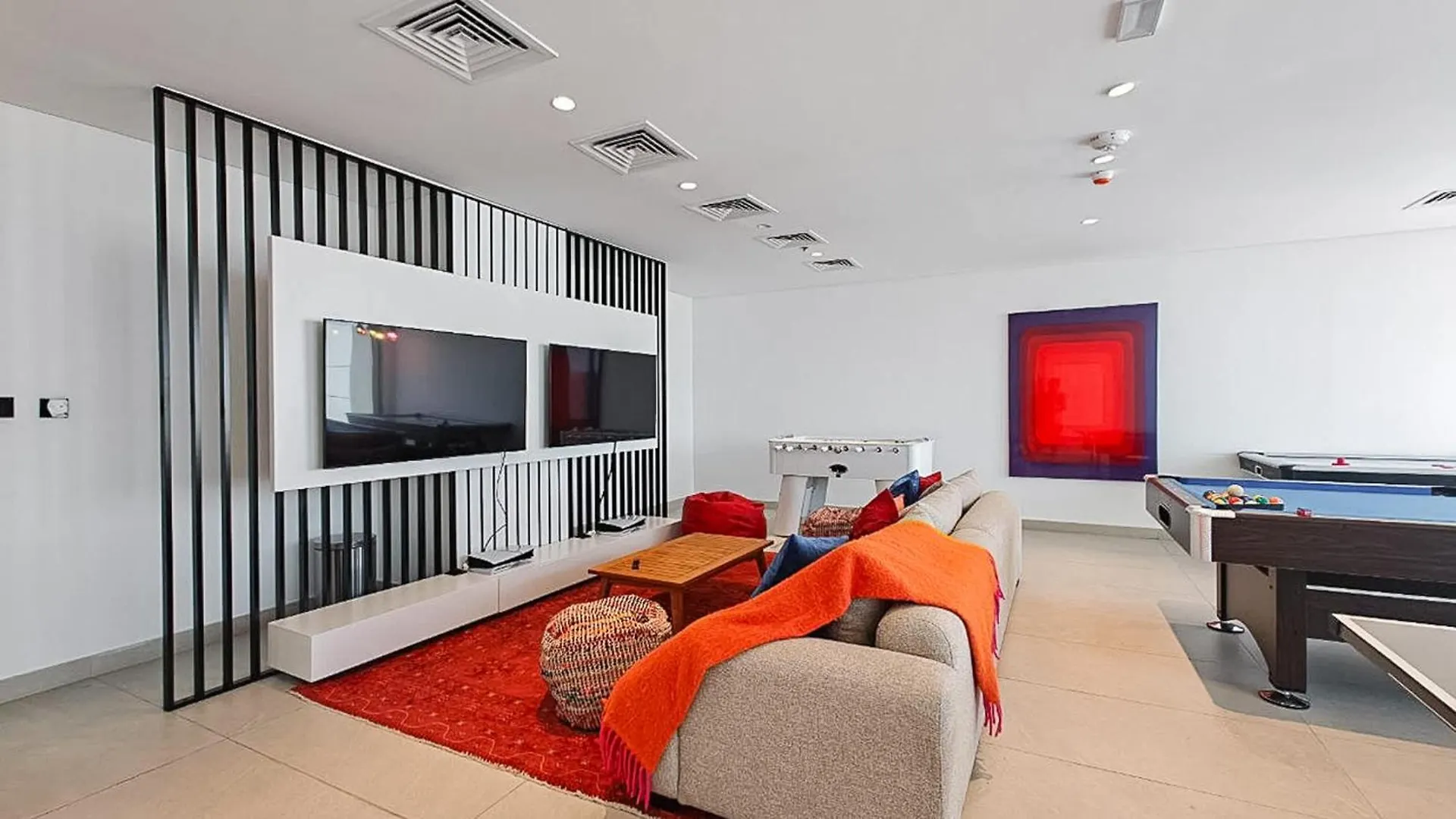 Modern Studio Retreat In Al Furjan - Sleeps 2! Dubai 0*,